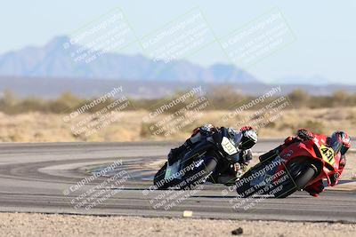 media/Dec-07-2025-CVMA (Sun) [[3e7d2de5dc]]/Race 10-Formula 40 Open/